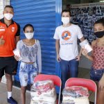 SOLIDARIEDADE: COIMBRA DISTRIBUI MÁSCARAS EM CONTAGEM E BELO HORIZONTE SOLIDARIEDADE: COIMBRA DISTRIBUI MÁSCARAS EM CONTAGEM E BELO HORIZONTE