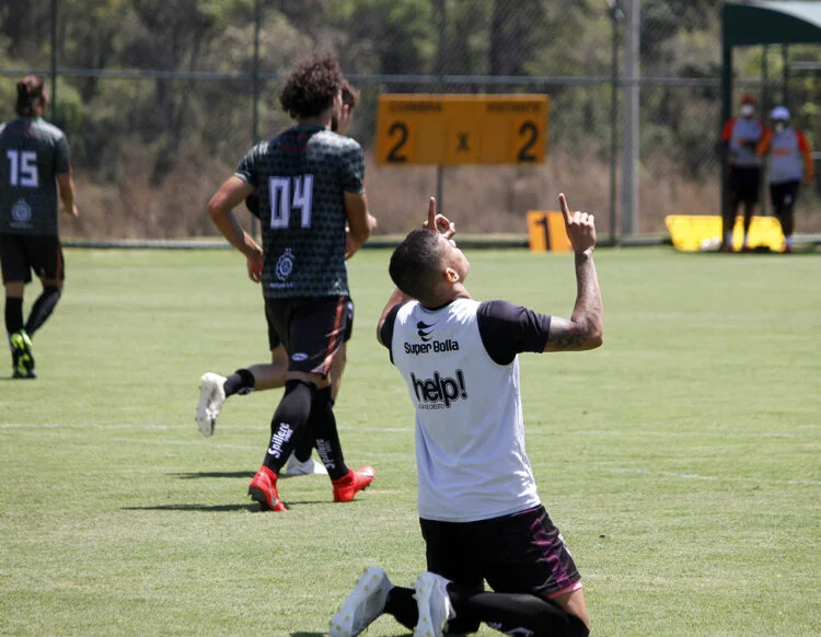 20_09_26 - Jogo Treino - Coimbra 3 x 2 Prospera-SC - f - Henrique Chendes (90)