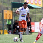 COIMBRA NEGOCIA MAURÍCIO MUCURI COM O LONDRINA