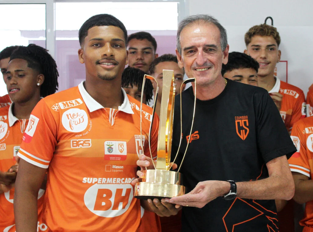 JOIA DA PARCERIA COIMBRA/BENFICA, ATACANTE LUCAS AMORIM É VENDIDO AO ATHLETICO PARANAENSE JOIA DA PARCERIA COIMBRA/BENFICA, ATACANTE LUCAS AMORIM É VENDIDO AO ATHLETICO PARANAENSE