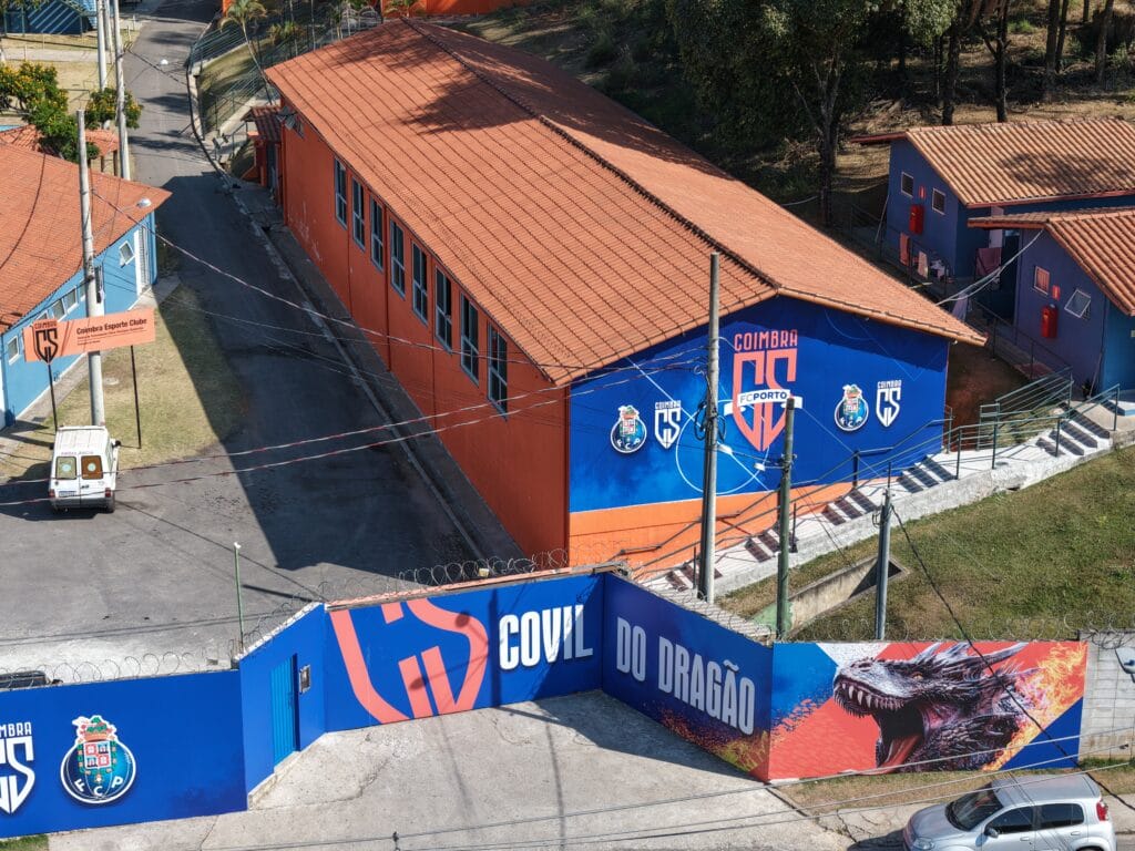 BASE DO COIMBRA BRILHA NAS COMPETIÇÕES ESTADUAIS E DESTAQUES PASSARÃO POR UM PERÍODO DE INTERCÂMBIO NO FC PORTO BASE DO COIMBRA BRILHA NAS COMPETIÇÕES ESTADUAIS E DESTAQUES PASSARÃO POR UM PERÍODO DE INTERCÂMBIO NO FC PORTO