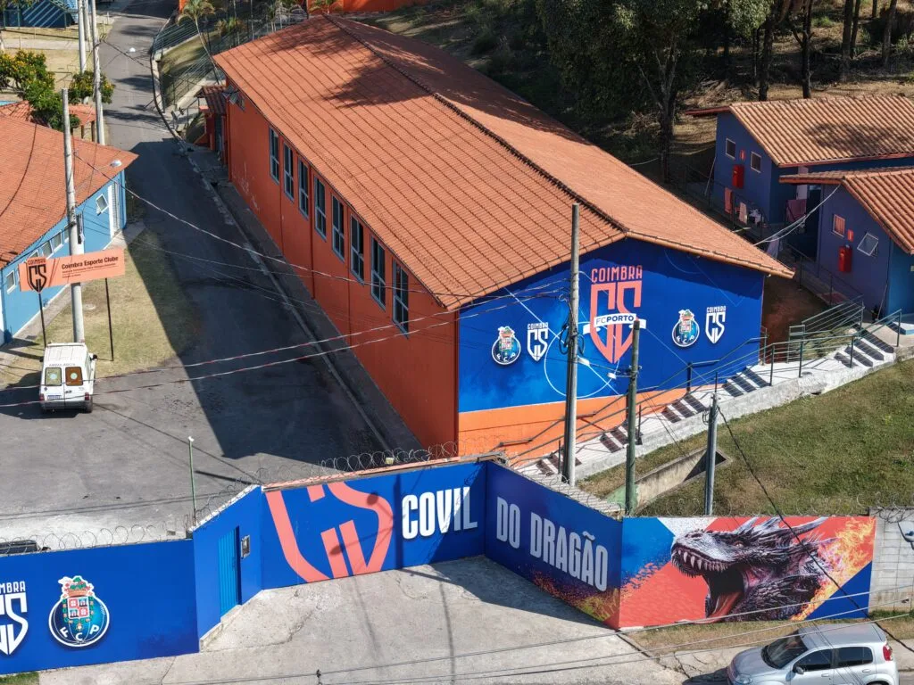 BASE DO COIMBRA BRILHA NAS COMPETIÇÕES ESTADUAIS E DESTAQUES PASSARÃO POR UM PERÍODO DE INTERCÂMBIO NO FC PORTO BASE DO COIMBRA BRILHA NAS COMPETIÇÕES ESTADUAIS E DESTAQUES PASSARÃO POR UM PERÍODO DE INTERCÂMBIO NO FC PORTO