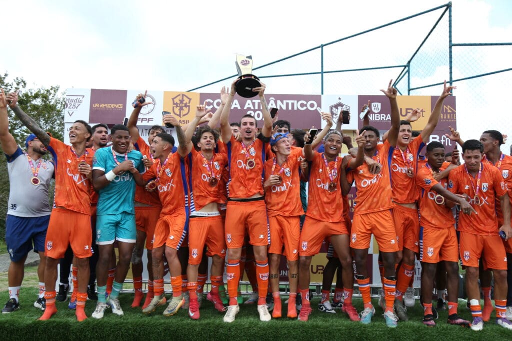 COIMBRA VENCE UNIVERSIDAD CATÓLICA DO EQUADOR E CONQUISTA DE FORMA INVICTA A COPA ATLÂNTICO SUB-19 COIMBRA VENCE UNIVERSIDAD CATÓLICA DO EQUADOR E CONQUISTA DE FORMA INVICTA A COPA ATLÂNTICO SUB-19